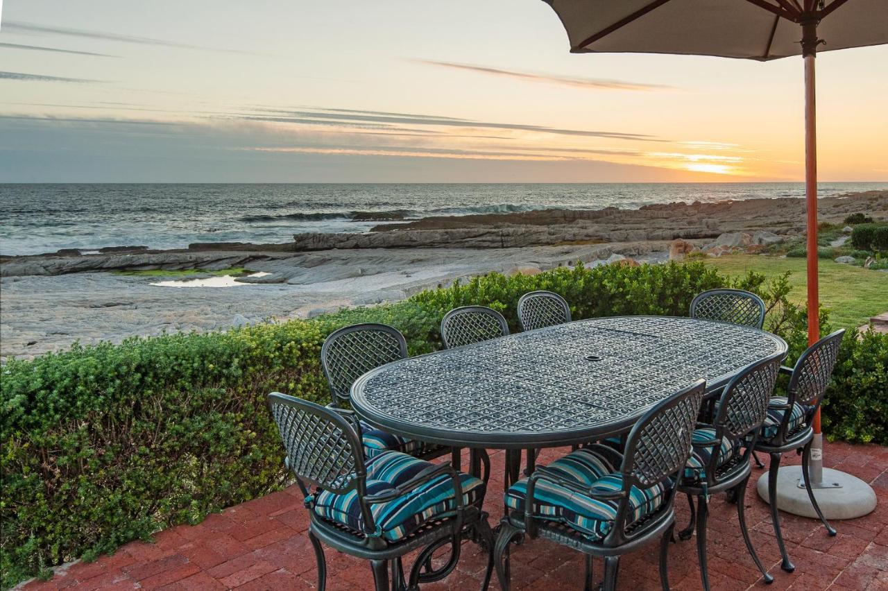 Hermanus Haven, Entire Home, On The Sea, Private Pool, Secure Exterior foto