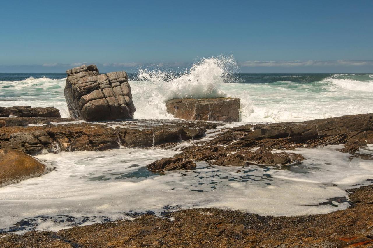 Hermanus Haven, Entire Home, On The Sea, Private Pool, Secure Exterior foto