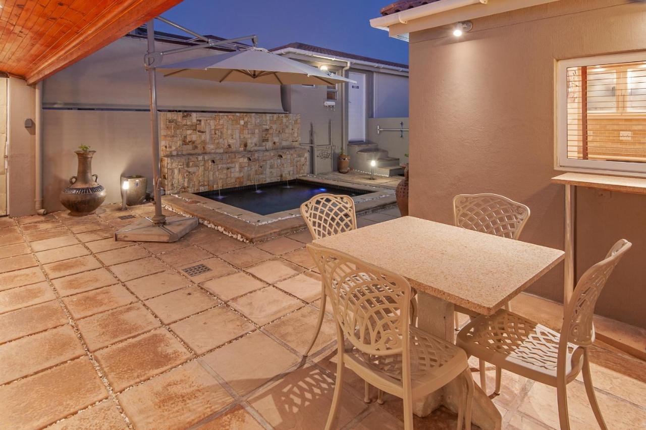 Hermanus Haven, Entire Home, On The Sea, Private Pool, Secure Exterior foto