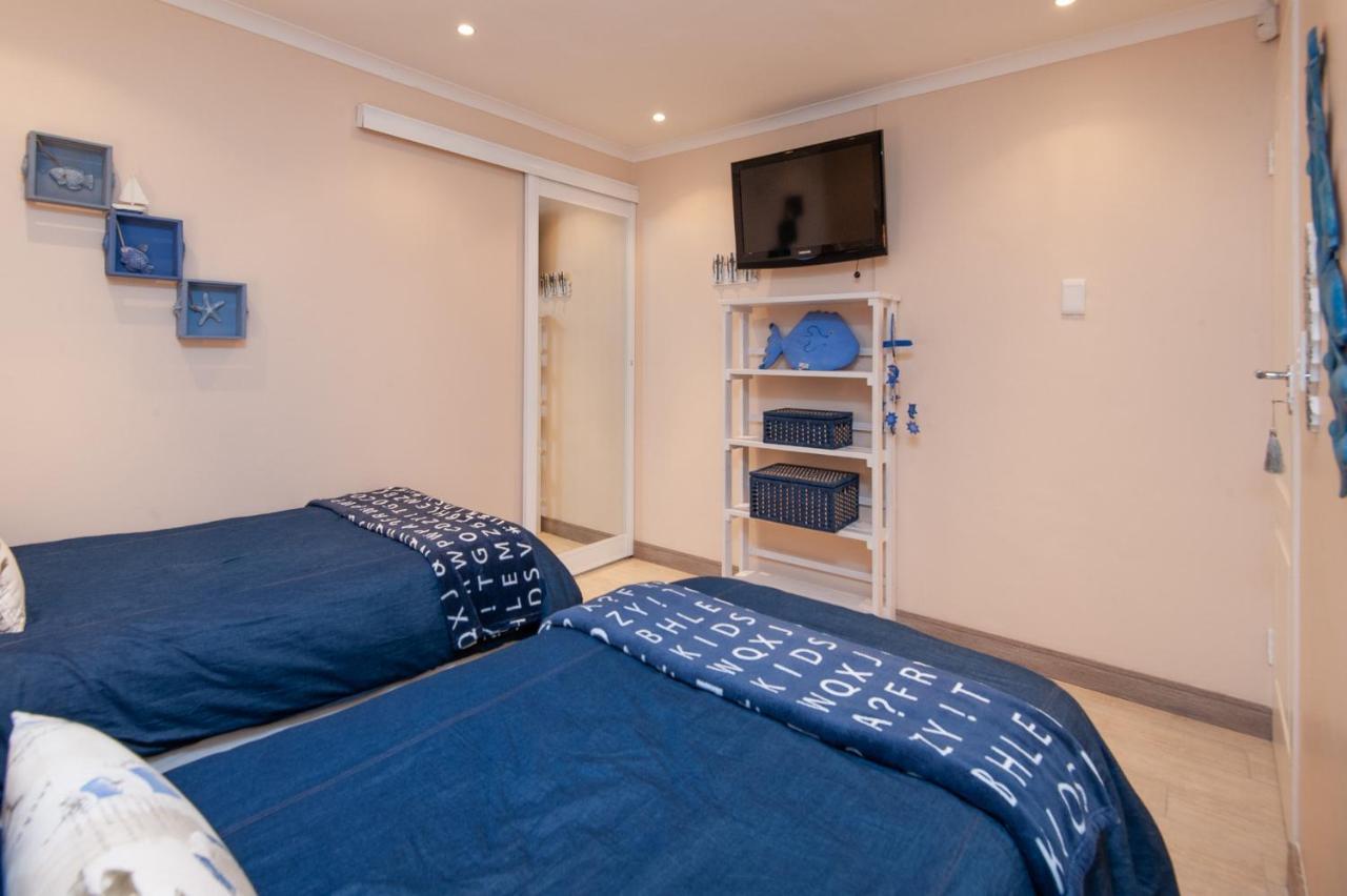 Hermanus Haven, Entire Home, On The Sea, Private Pool, Secure Exterior foto